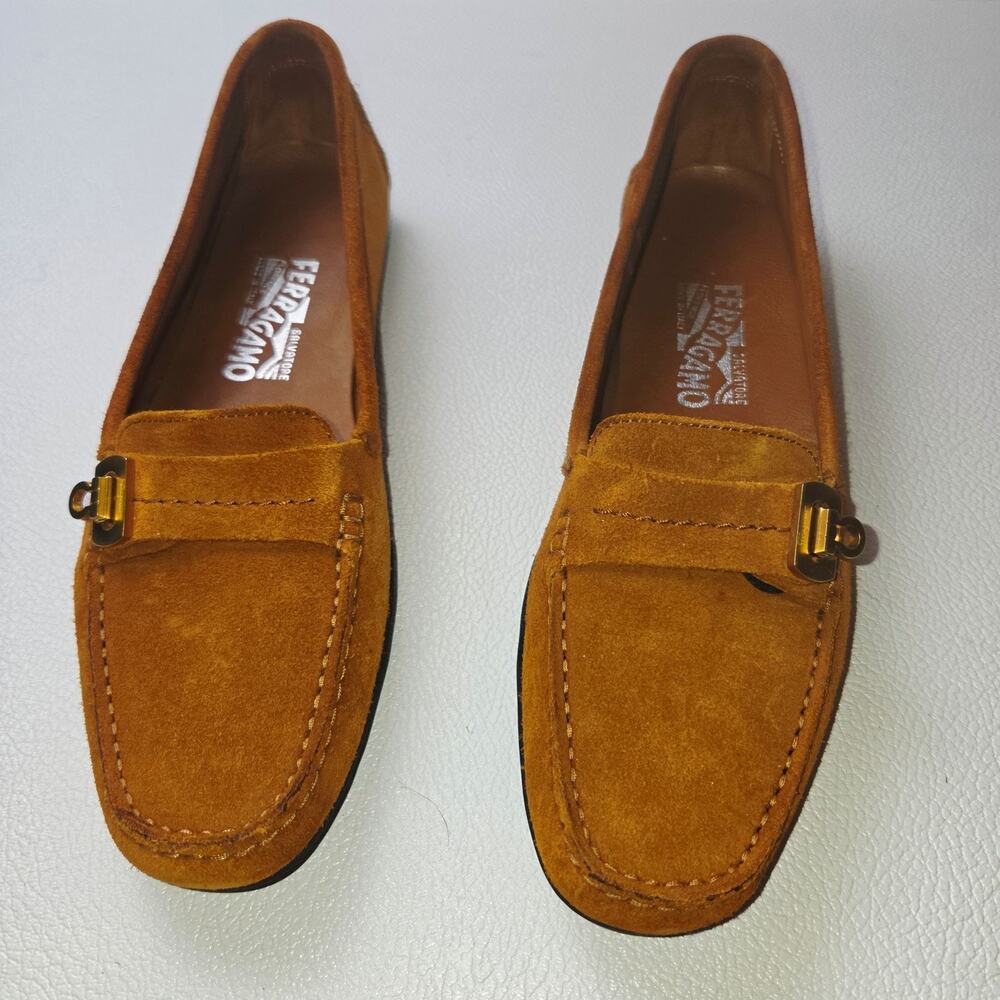 Salvatore Ferragamo Loafers Womens 7.5 AA Brown Suede Gancini Driver Flats